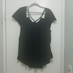 Short sleeve flowy shirt